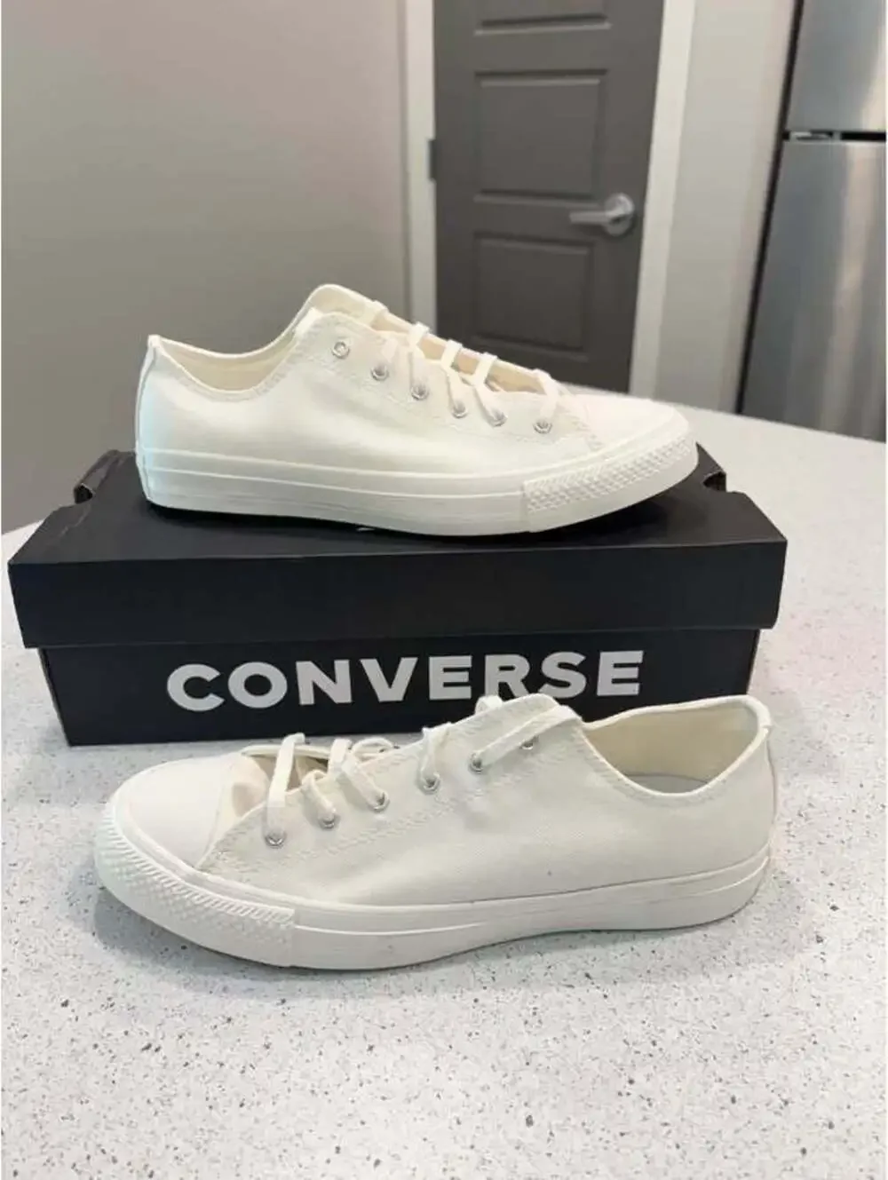 Converse New in Box | Size 6 Kids
